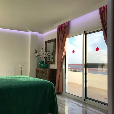 公寓 Stunning Sunset View Beachfront !new! 圣地亚哥港