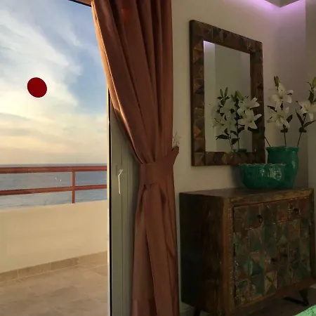 Stunning Sunset View Beachfront !new! Apartment